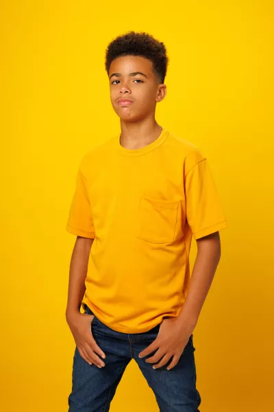 Ruben in a yellow t-shirt